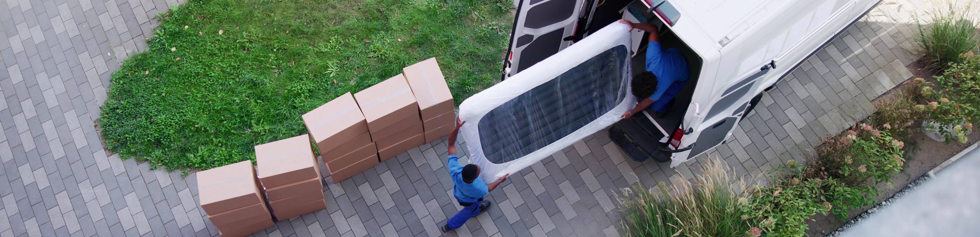 Five benefits of two-man delivery